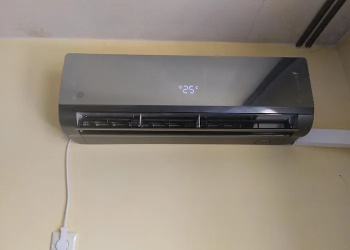 Проживання в сім'ї Your - In Front Of The