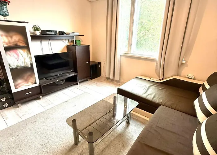 Your - In Front Of The Проживання в сім'ї Варна