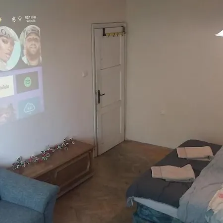 Privatunterkunft Your - In Front Of The