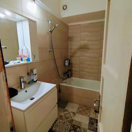 Your - In Front Of The Privatunterkunft Warna