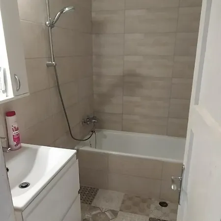 Your - In Front Of The * Warna