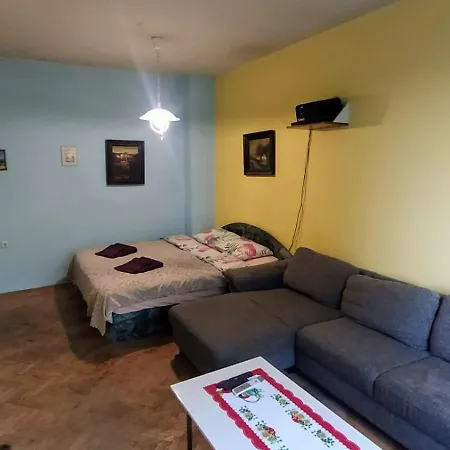 Privatunterkunft Your - In Front Of The