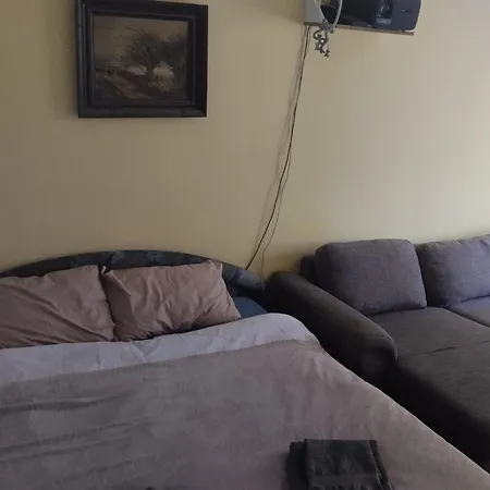 Your - In Front Of The Privatunterkunft Warna